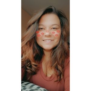 Meet your Posher, Mélissa